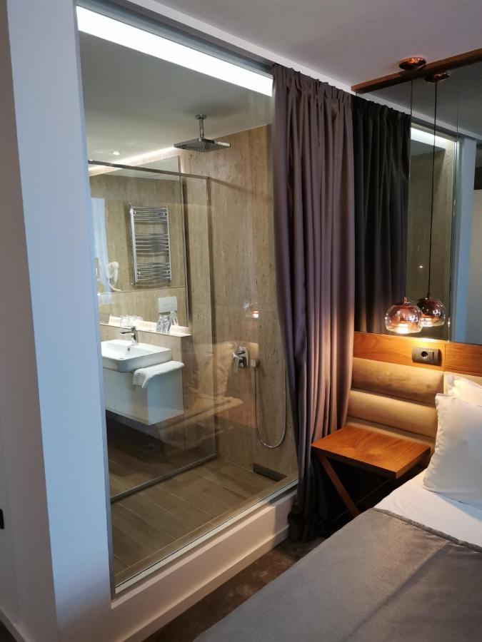 New City Hotel & Restaurant Nis Bagian luar foto