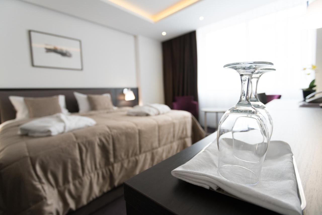 New City Hotel & Restaurant Nis Bagian luar foto